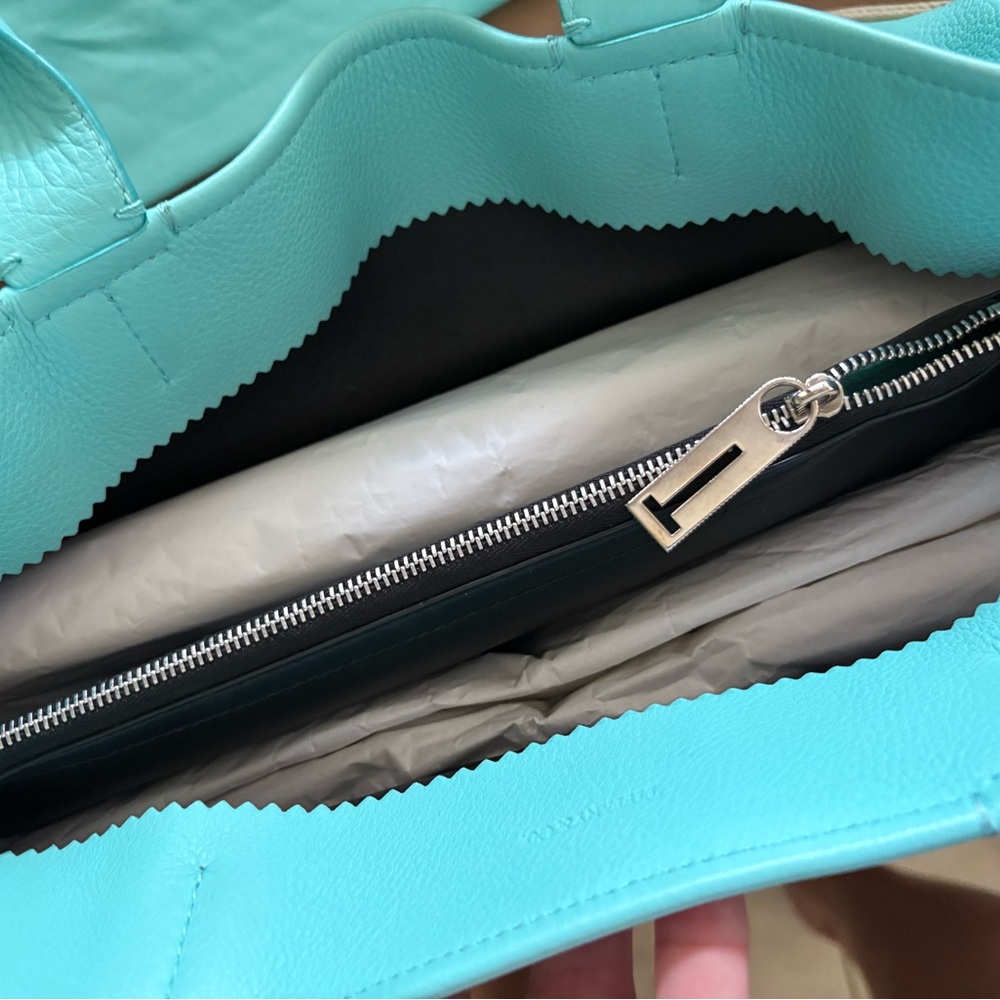 Authentic Tiffany & Co tote bag - Picture 6 of 16